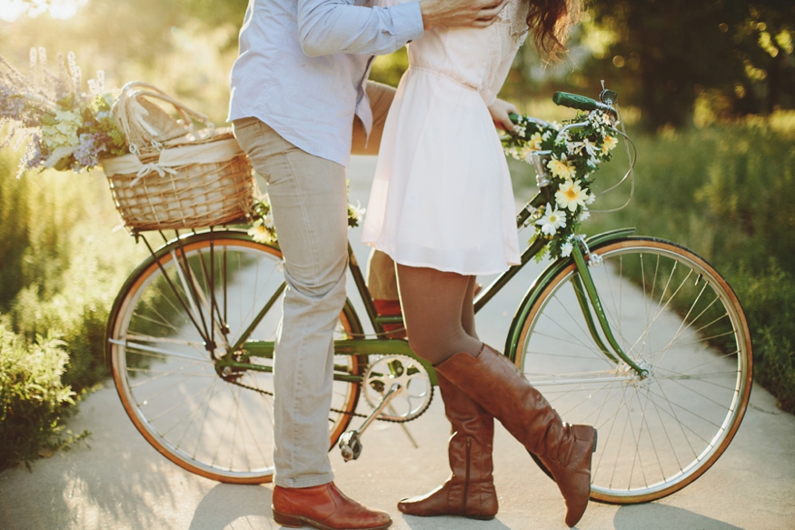 Vintage Bicycle Engagement Session